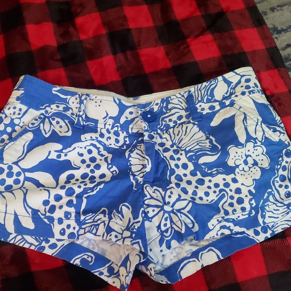 Lilly Pulitzer Quahog Chowdah Walsh Shorts Size 2